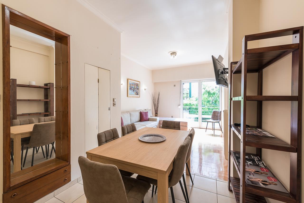 Victoria Familia Apartments Афины Экстерьер фото