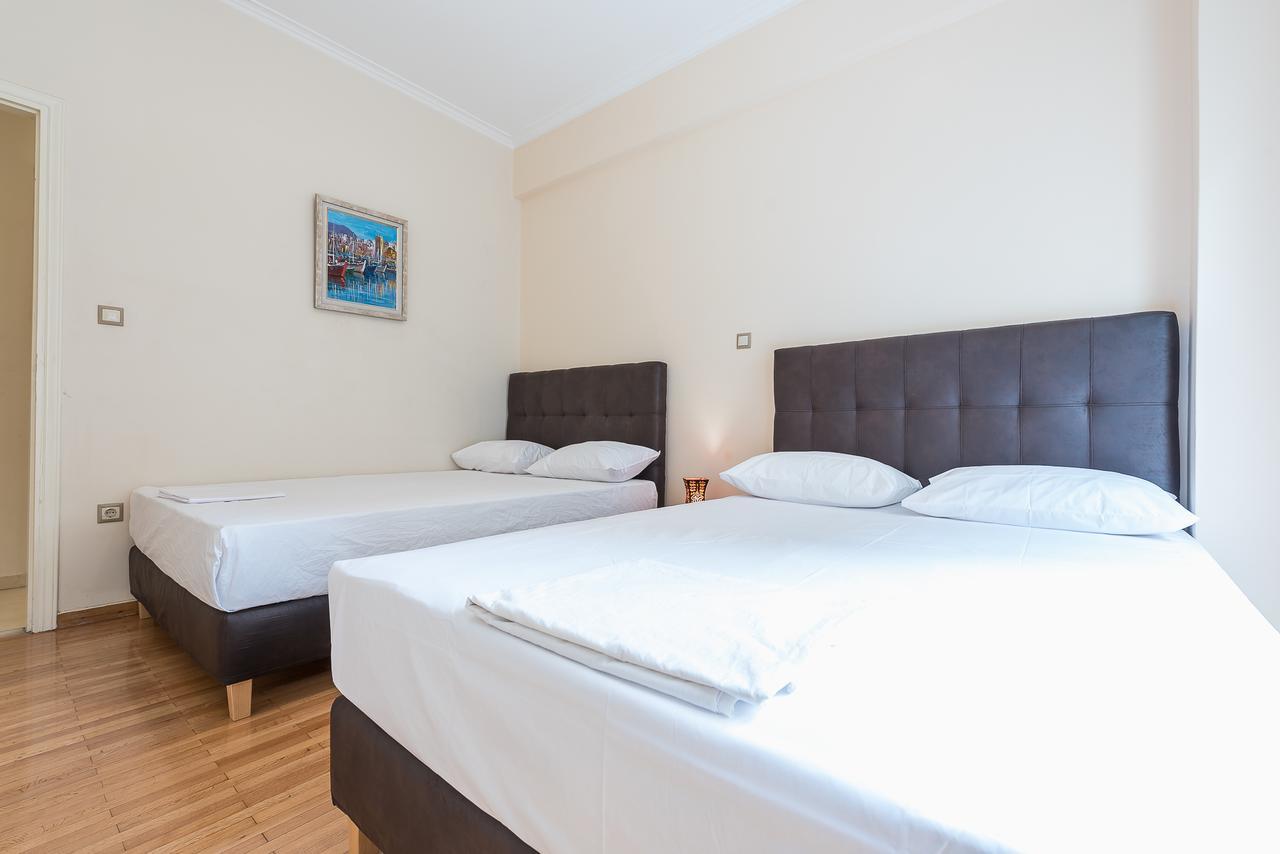 Victoria Familia Apartments Афины Экстерьер фото